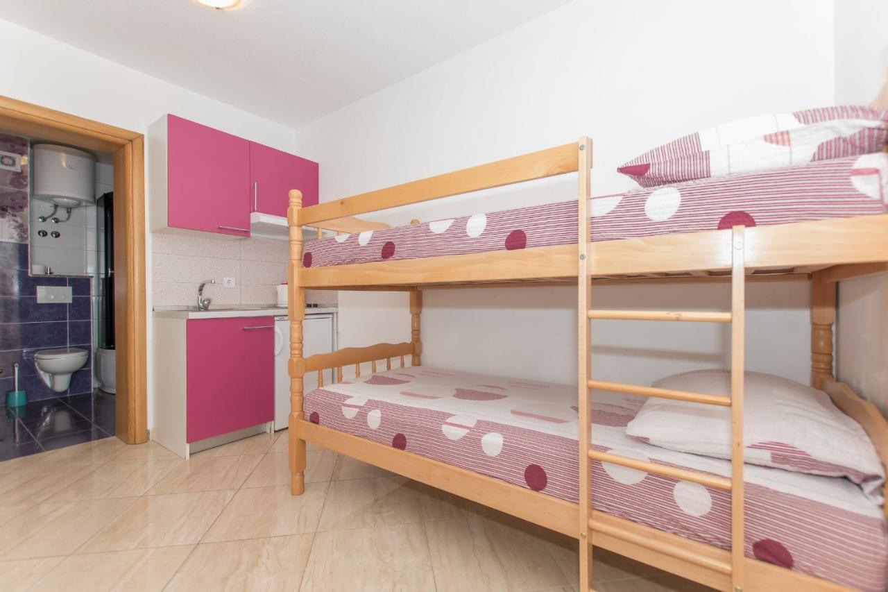 Studio Apartments Zloic In Krvavica Exterior foto